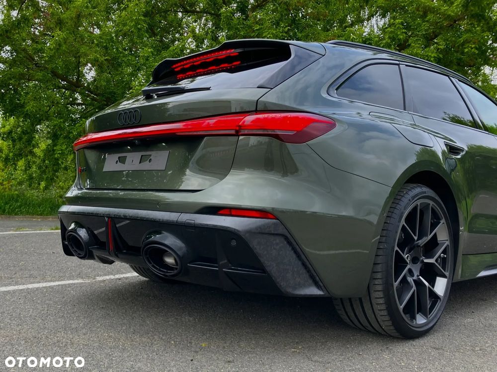 Audi RS5 Avant - 14
