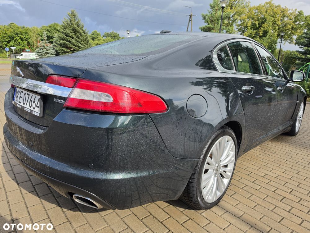 Jaguar XF - 3