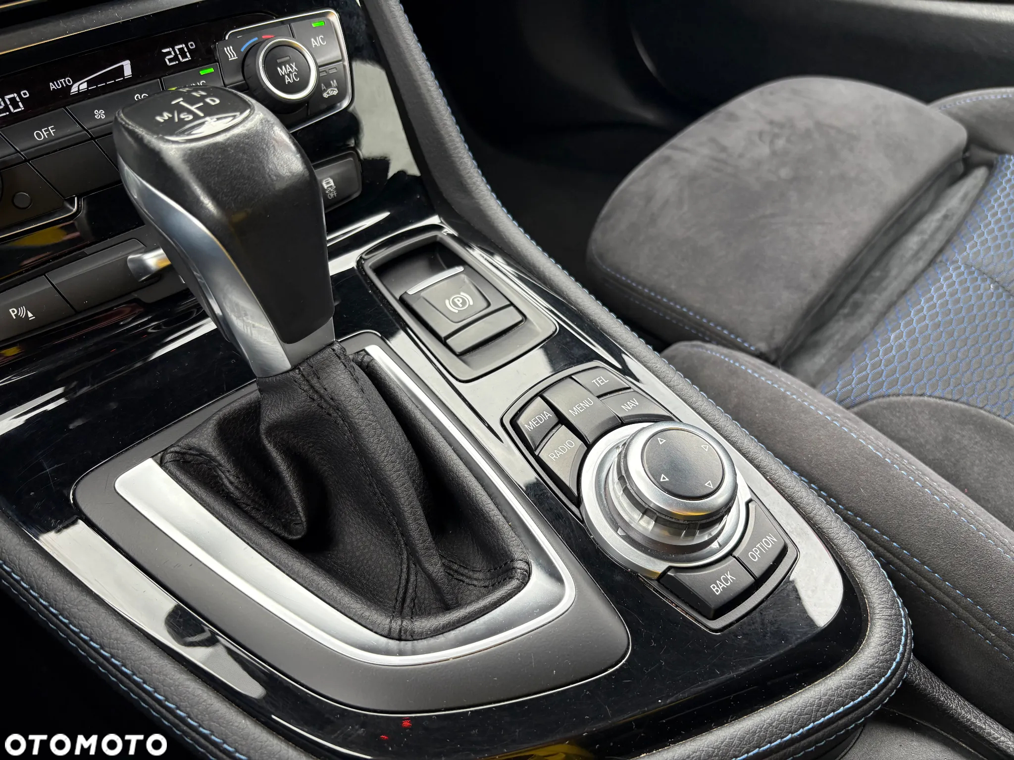 BMW Seria 2 220i GT M Sport - 16