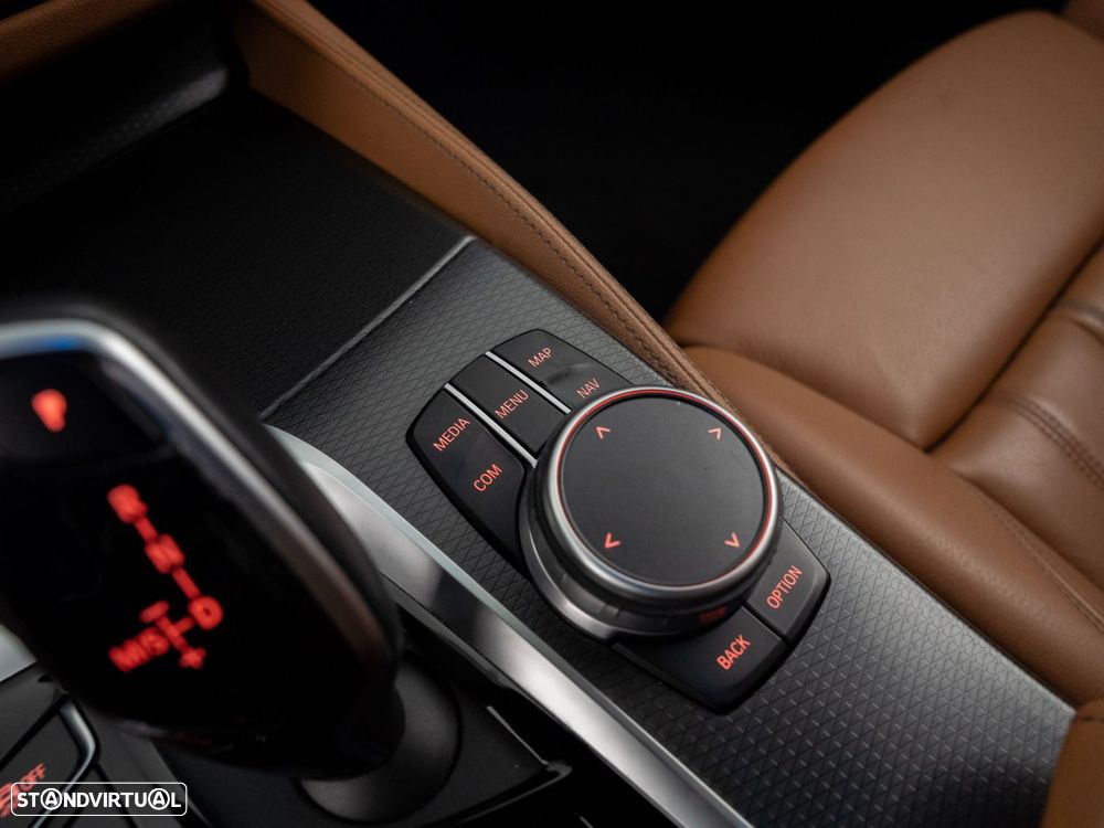 BMW 520 e Pack M - 31