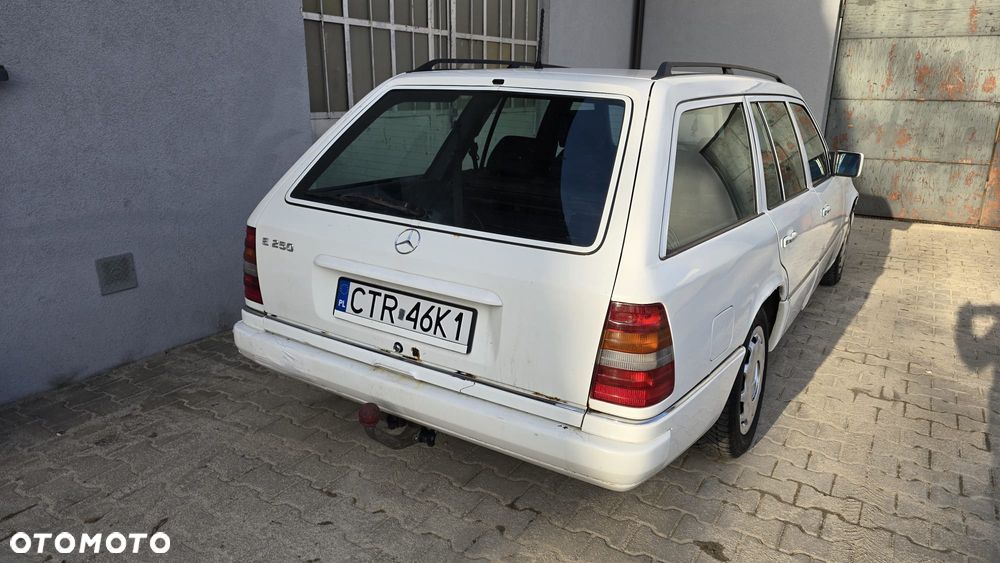 Mercedes-Benz W124 (1984-1993) - 14