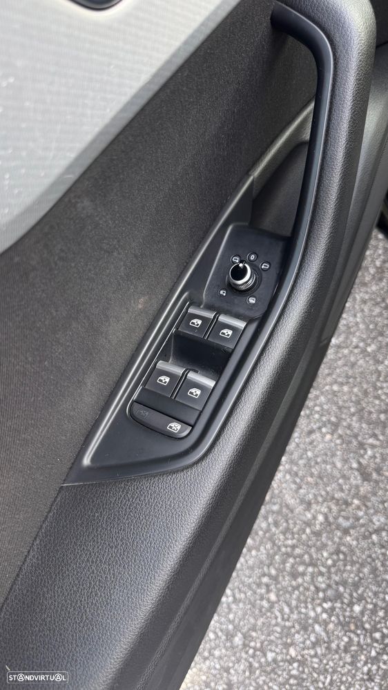 Audi A4 Avant 2.0 TDI S tronic design - 12