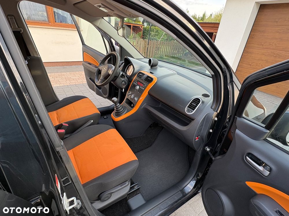Opel Agila 1.2 16 V - 19