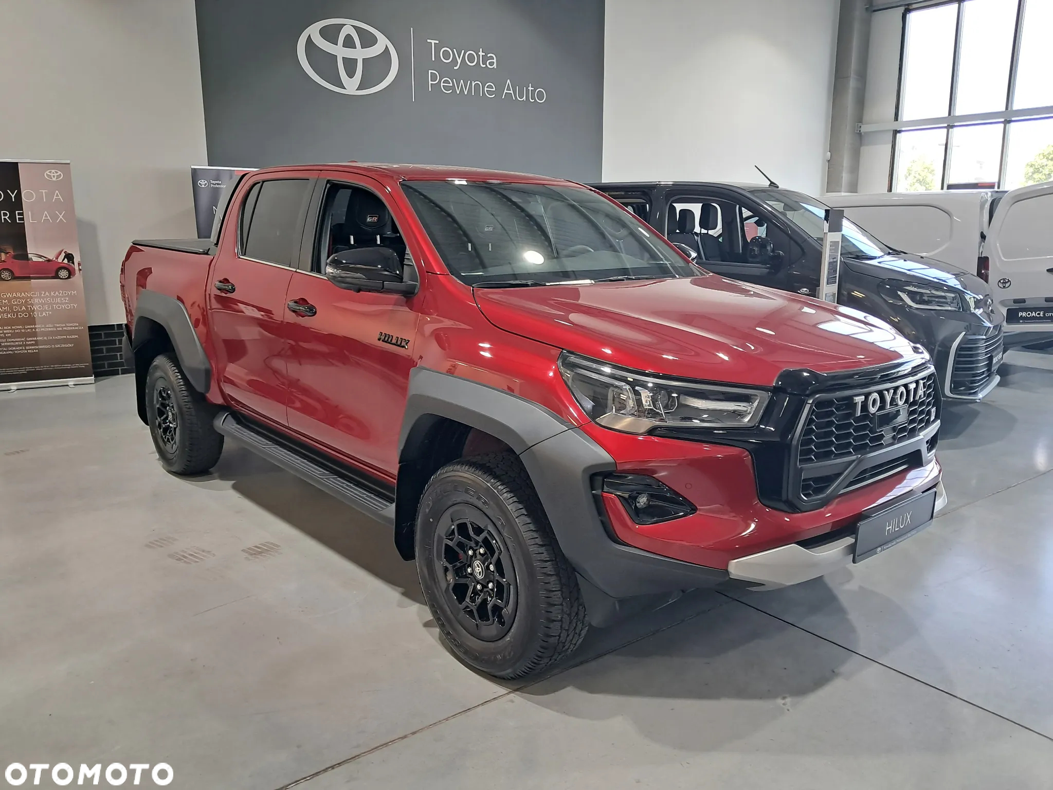 Toyota Hilux 2.8 D-4D Double Cab GR Sport II 4x4 - 2