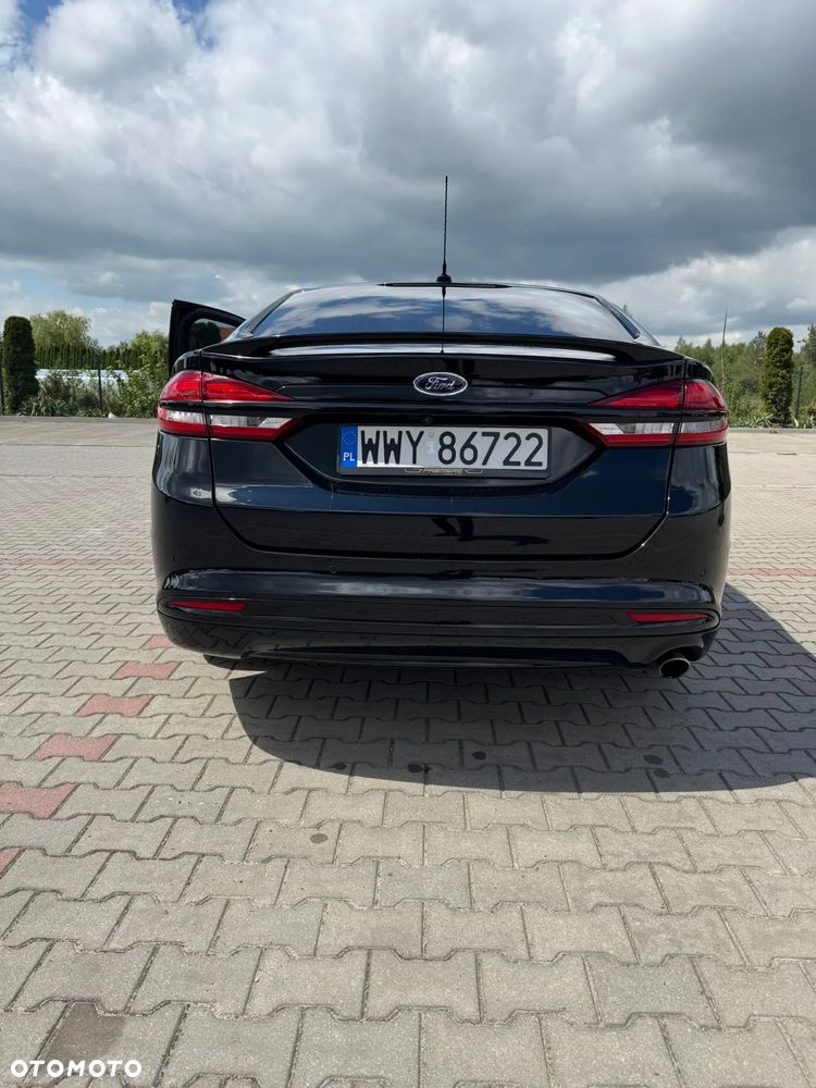 Ford Fusion - 2