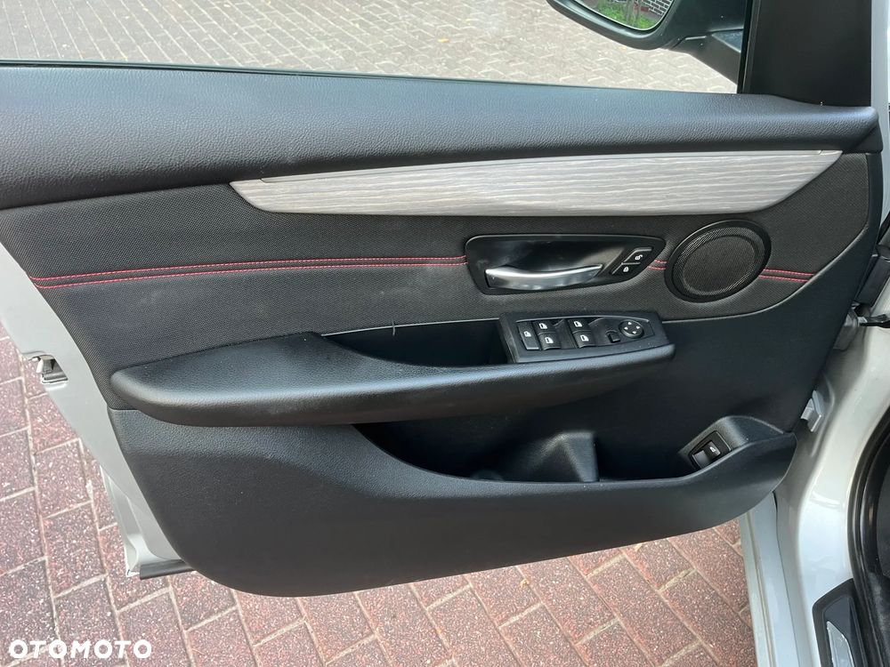 BMW Seria 2 216d GT Sport Line - 11