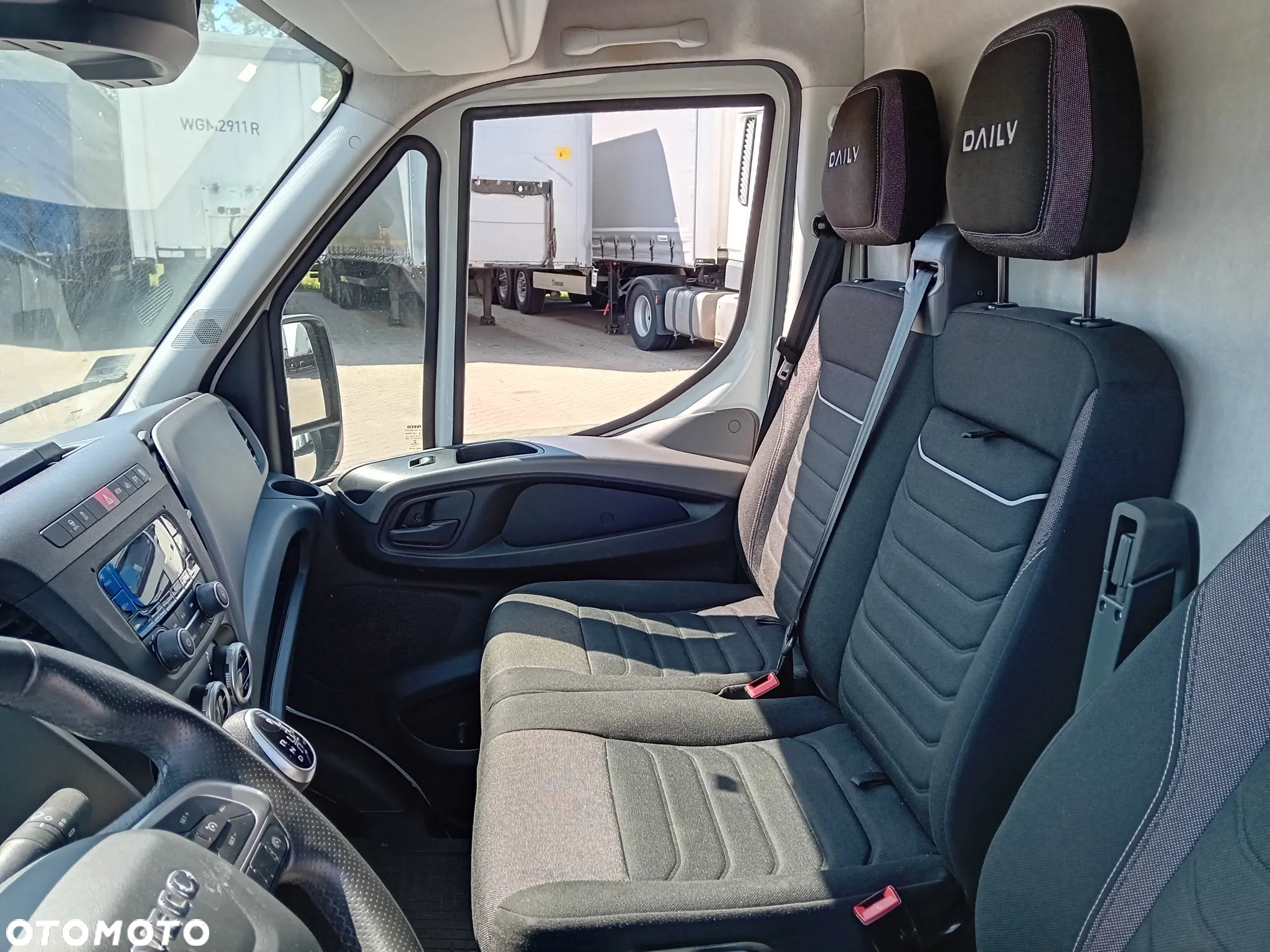 Iveco DAILY 35S18HA8V - 18