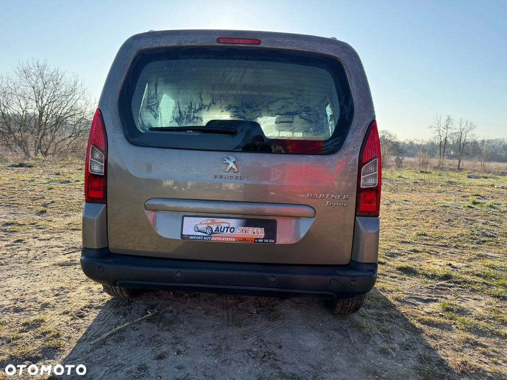 Peugeot Partner 98 VTi Style - 10