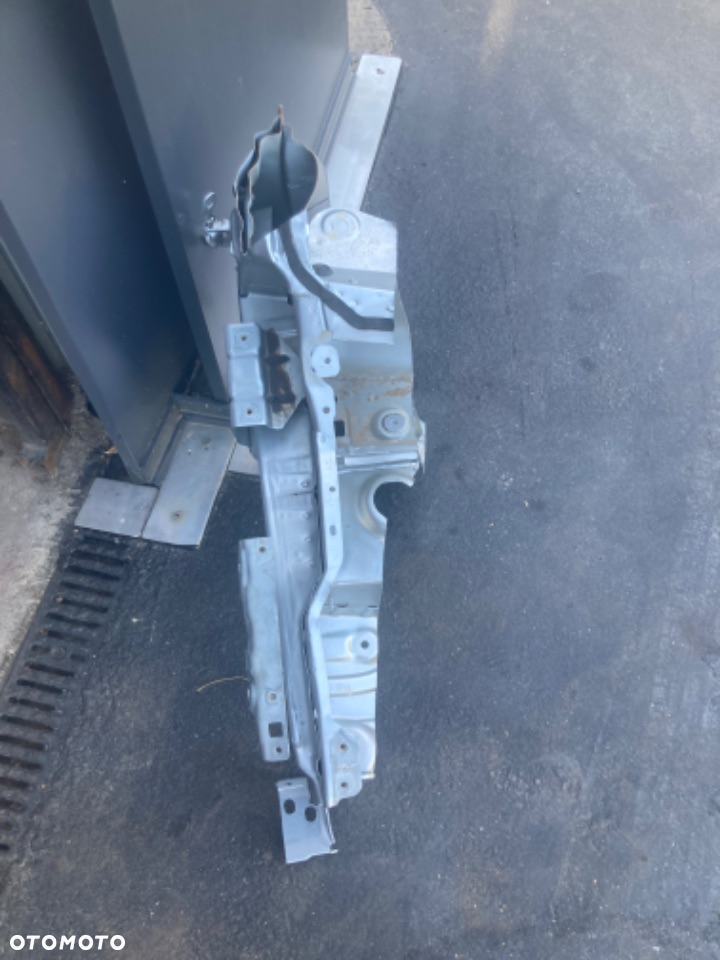 DACIA SANDERO 3 III LOGAN III 3  JOGGER ĆWIARTKA FARTUCH PRAWY - 5