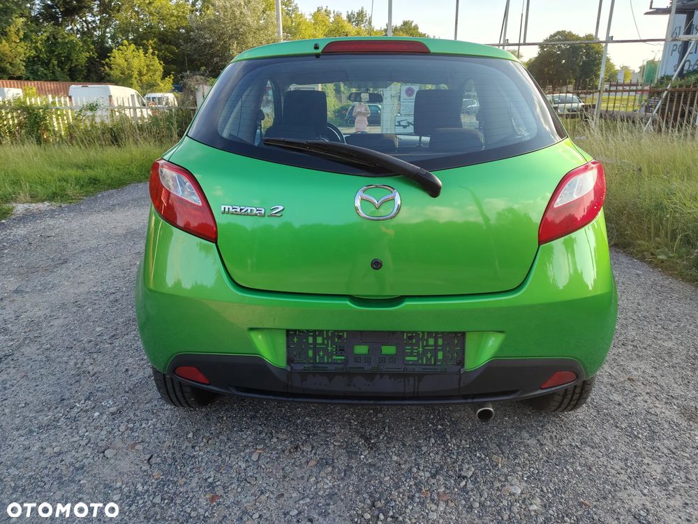 Mazda 2 - 5