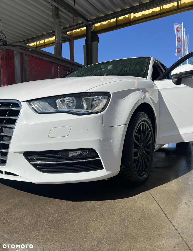 Audi A3 Sportback 1.6 TDI - 5