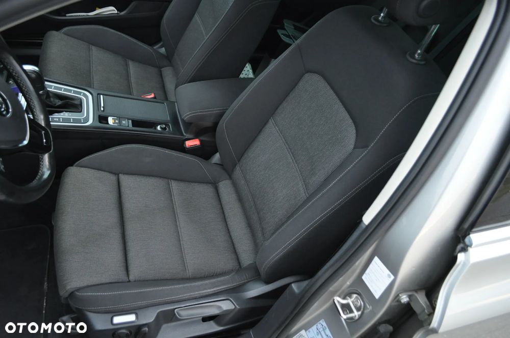 Volkswagen Passat 1.6 TDI (BlueMotion Technology) DSG Comfortline - 25