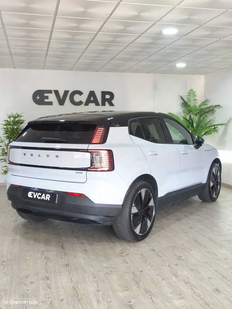 Volvo EX30 Single Motor Extended Range RWD Ultra - 5