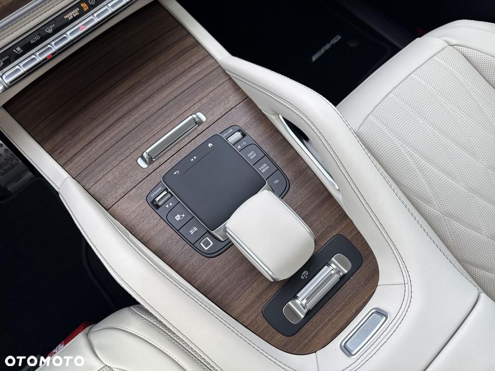 Mercedes-Benz GLE - 22