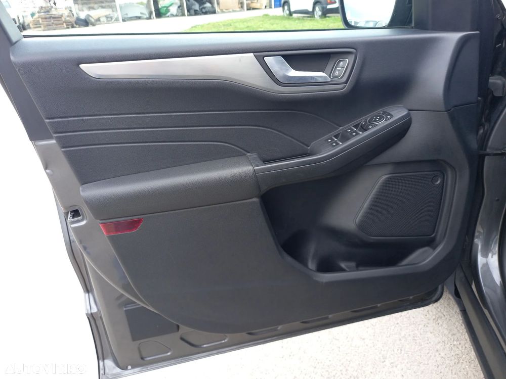 Ford Kuga 2.5 Duratec PHEV Titanium - 26