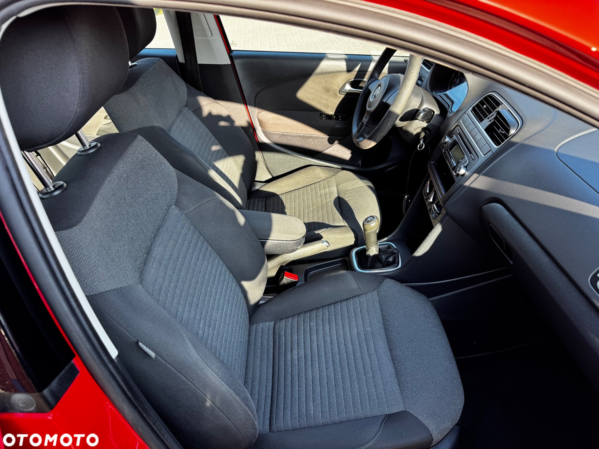 Volkswagen Polo 1.4 Comfortline - 23