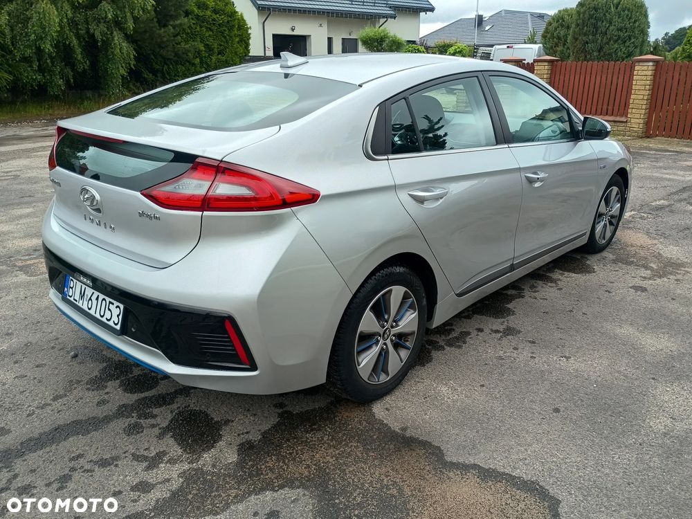 Hyundai IONIQ 1.6 GDI Premium - 6