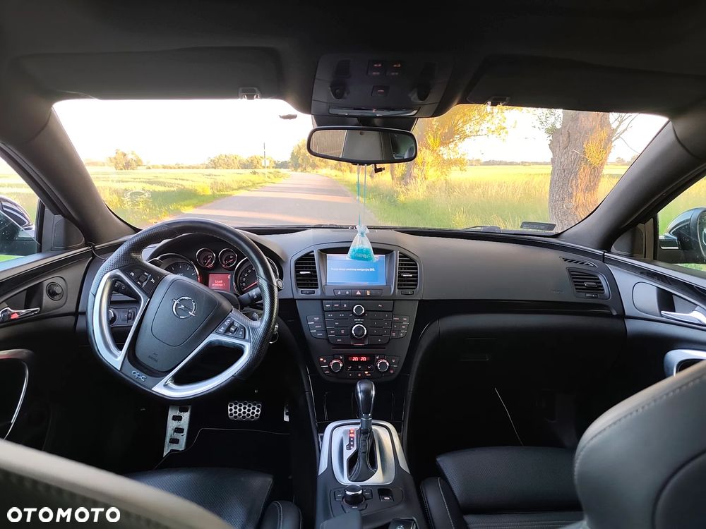 Opel Insignia 2.8 T V6 OPC - 9