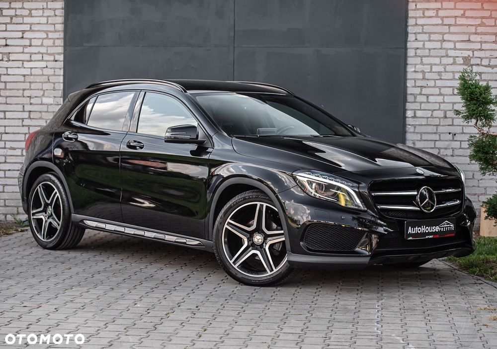 Mercedes-Benz GLA 200 (CDI) d 4Matic 7G-DCT AMG Line - 1