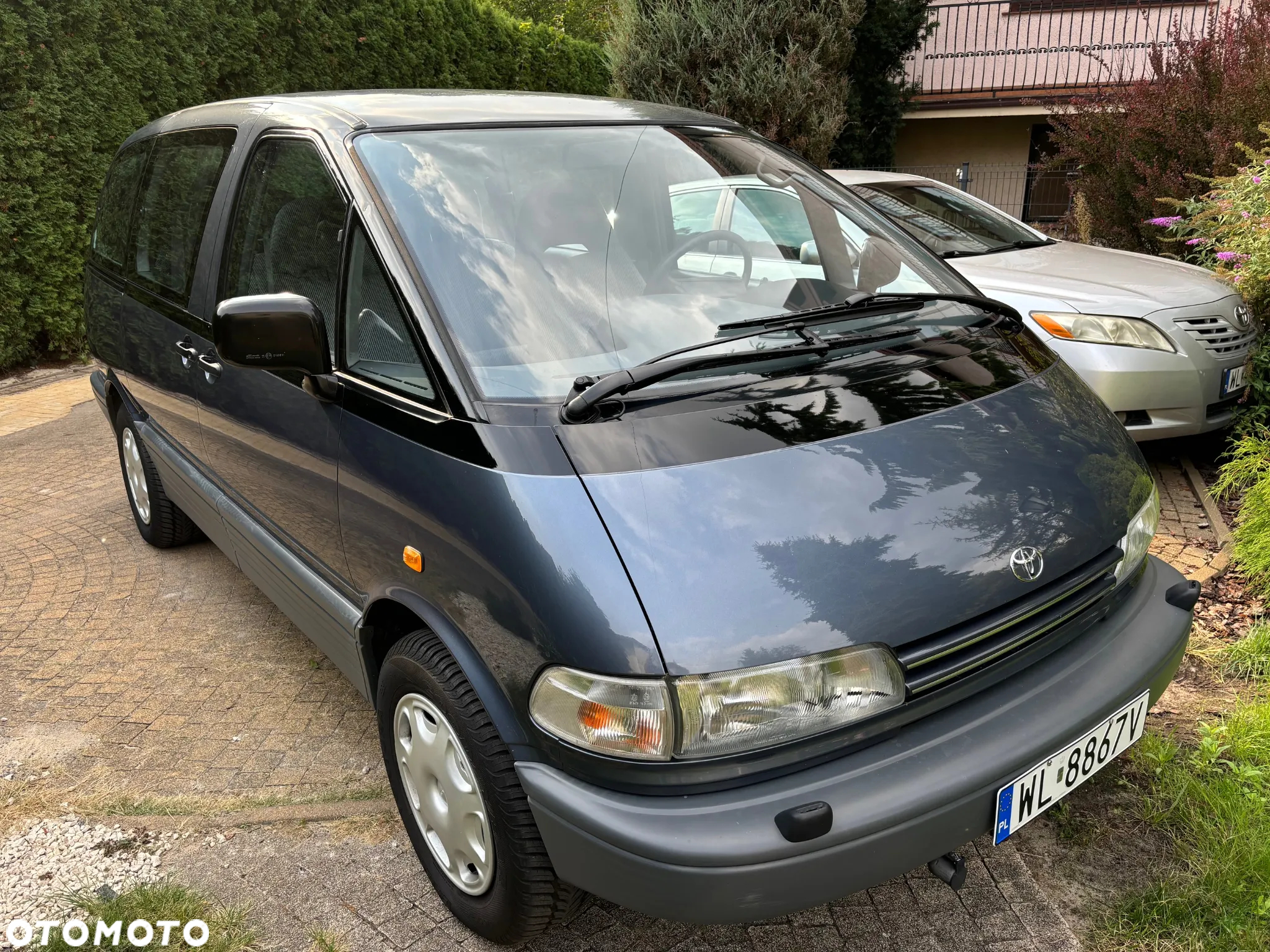 Toyota Previa - 3