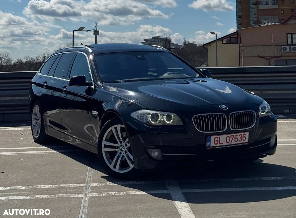BMW Seria 5 520d BluePerformance Aut. - 1