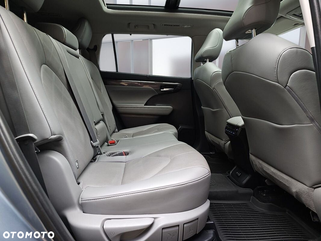 Toyota Highlander 2.5 Hybrid Executive - 14