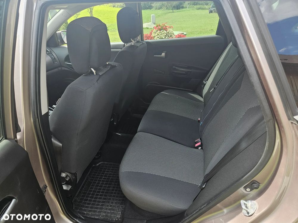 Kia Ceed 1.6 Comfort - 12