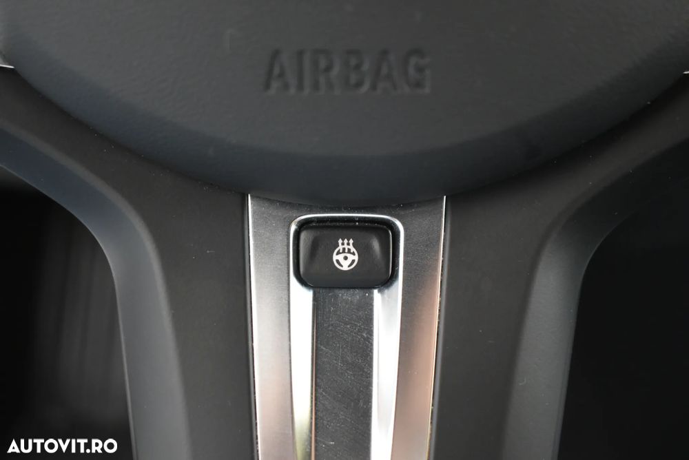 BMW Seria 3 320d xDrive AT MHEV - 12