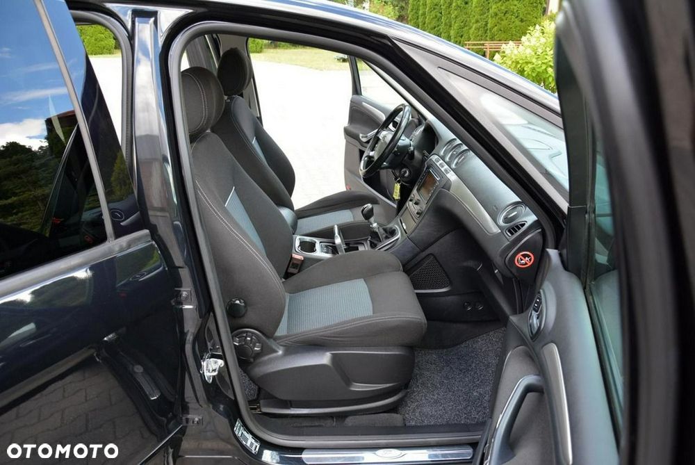 Ford S-Max 2.0 TDCi Ambiente - 16