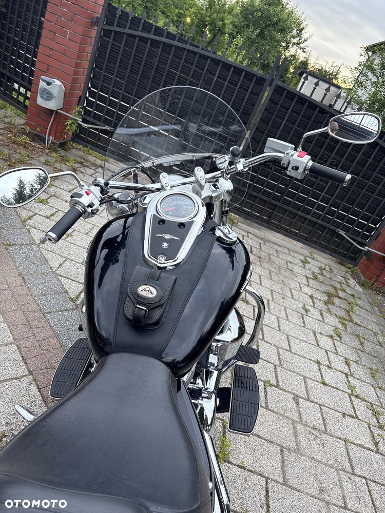 Suzuki Boulevard - 8
