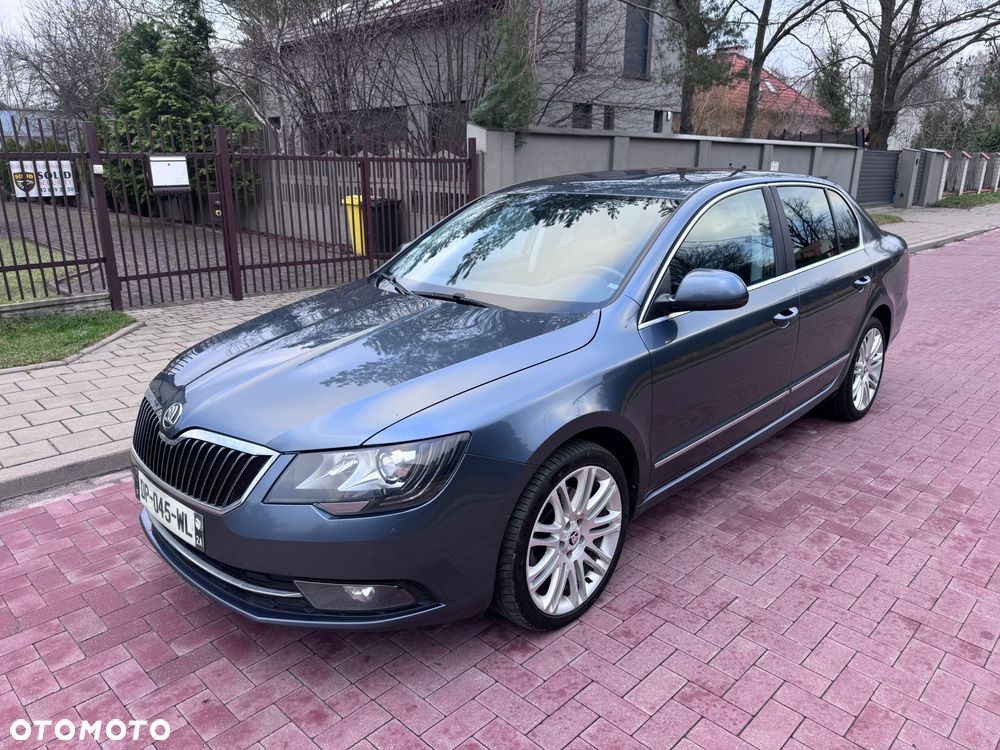 Skoda Superb 2.0 TDI Green tec Ambition - 2