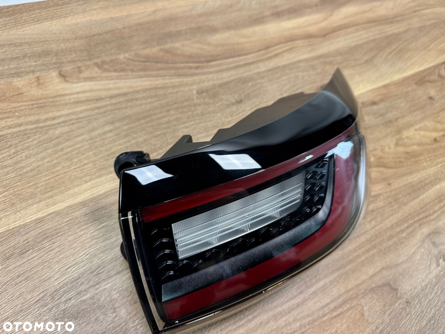 LAMPA TYLNA PRAWA VW ID4 ID.4 11A945096A - 4