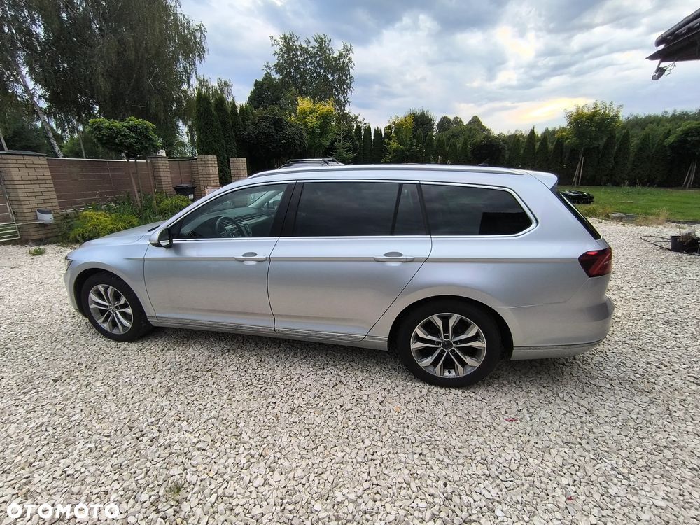Volkswagen Passat 2.0 TDI SCR Highline - 3