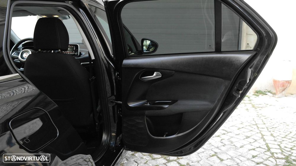 Fiat Tipo Station Wagon 1.3 M-Jet Easy - 14