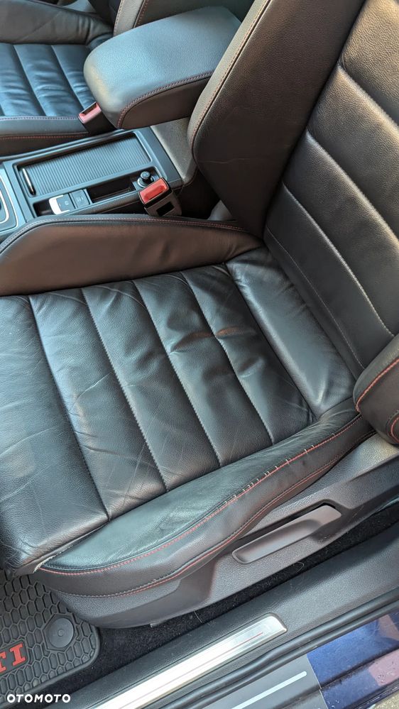 Volkswagen Golf GTI Performance BlueMotion Technology DSG - 22