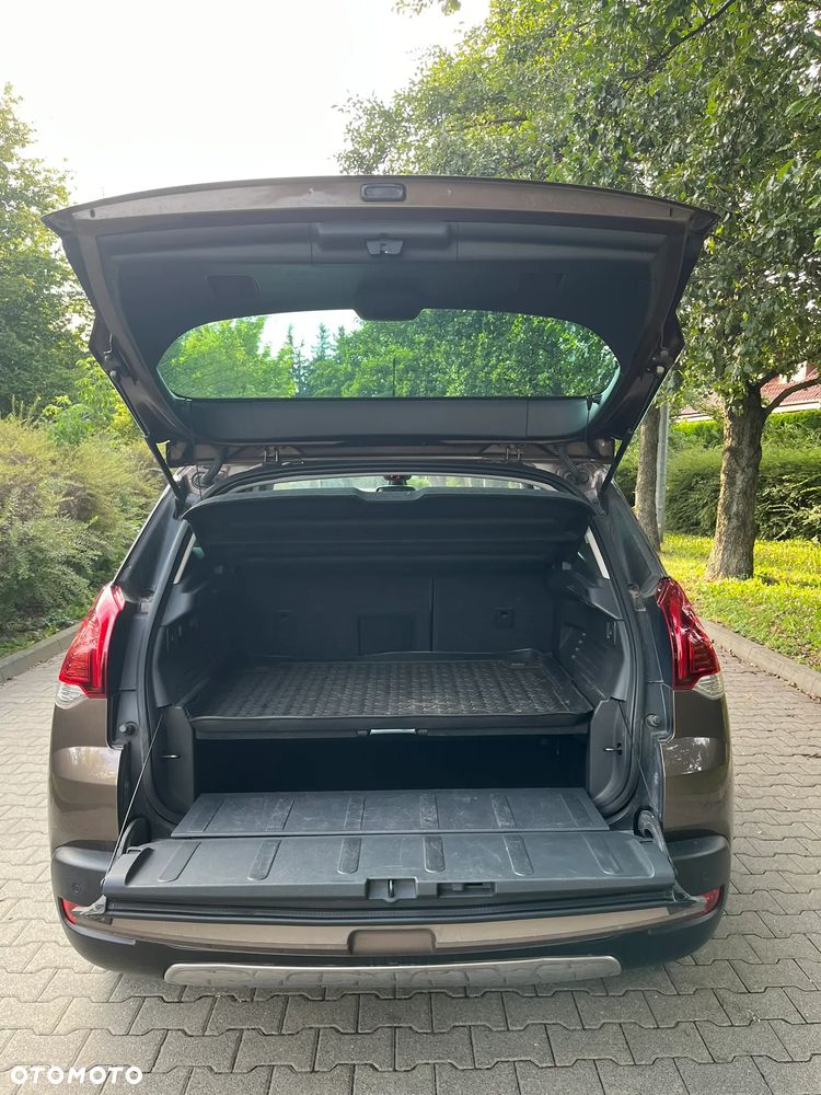 Peugeot 3008 1.6 HDi Active - 9