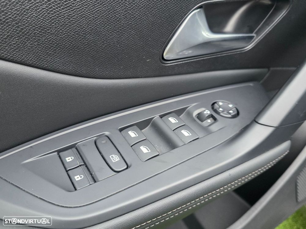 Peugeot 308 SW 1.6 Hybrid Allure Pack e-EAT8 - 21