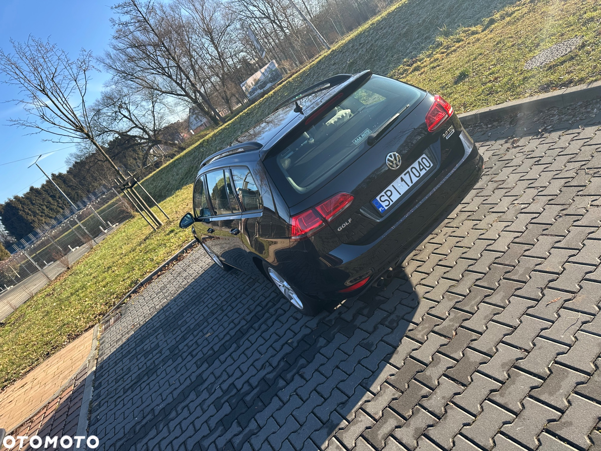 Volkswagen Golf Variant 2.0 TDI (BlueMotion Technology) Comfortline - 5