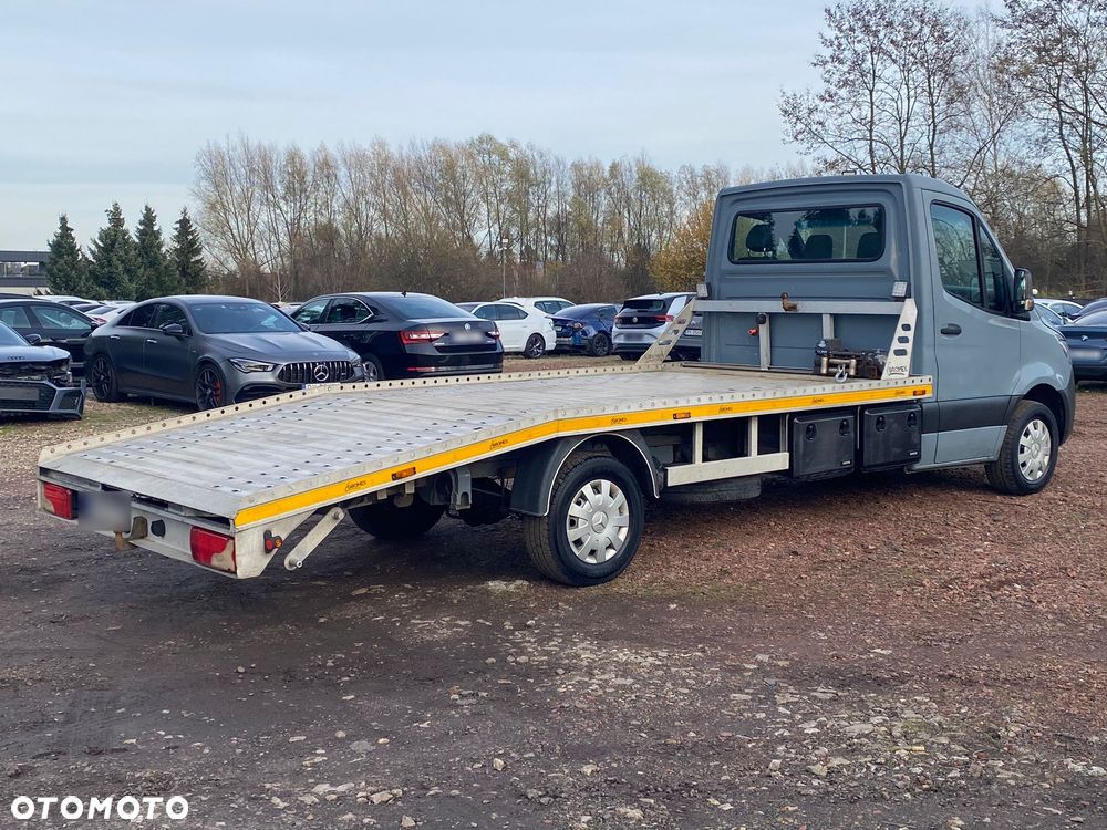Mercedes-Benz Sprinter 319CDI V6 - 8