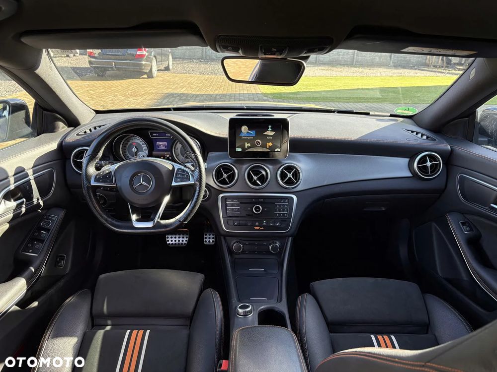 Mercedes-Benz CLA Shooting Brake 200 7G-DCT Orange Art Edition - 7