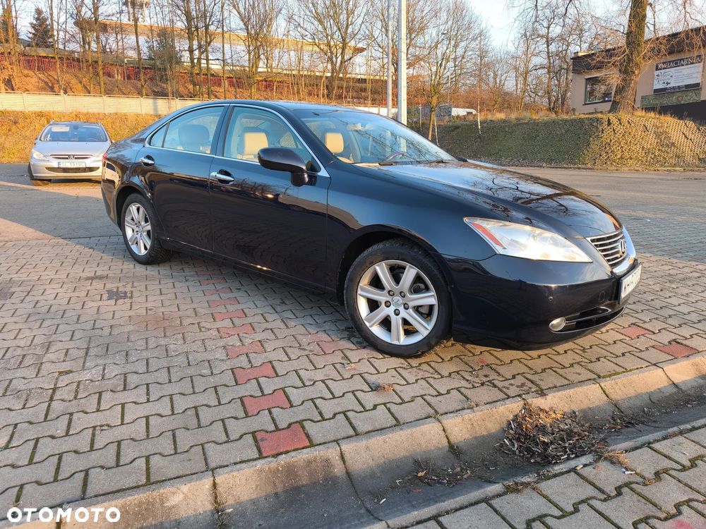 Lexus ES Standard - 1