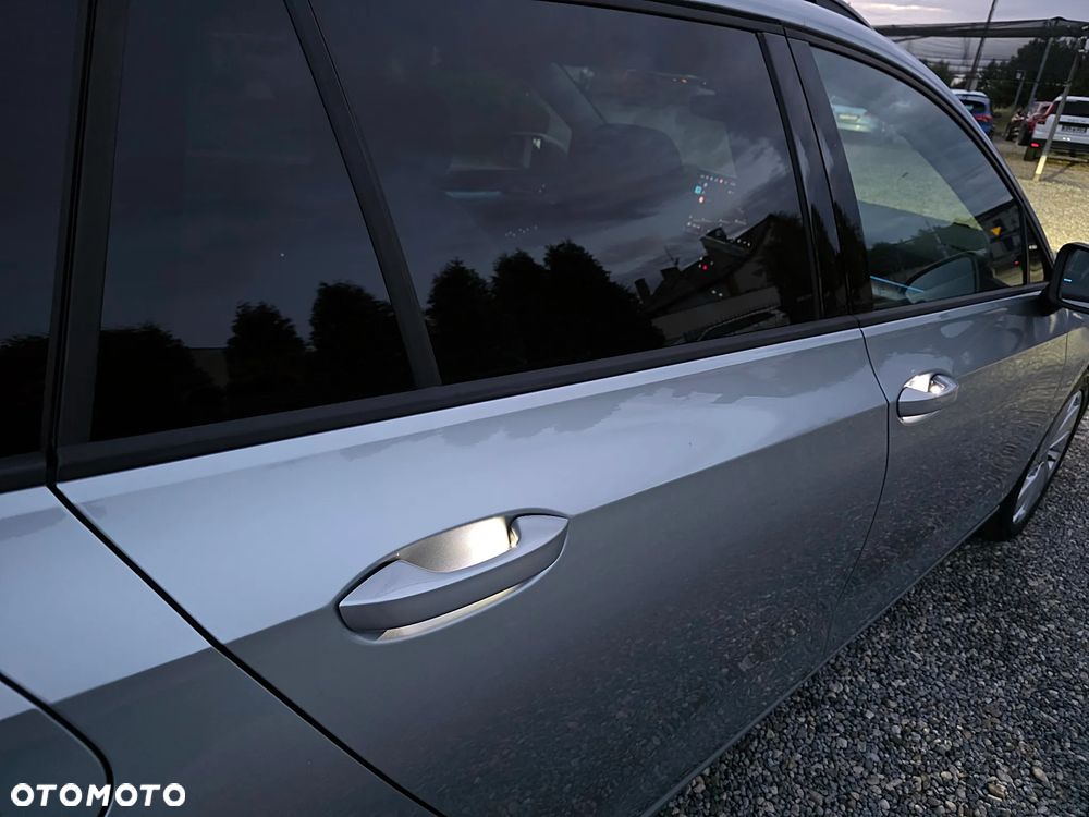 Volkswagen Golf 1.5 eTSI OPF DSG Style - 10