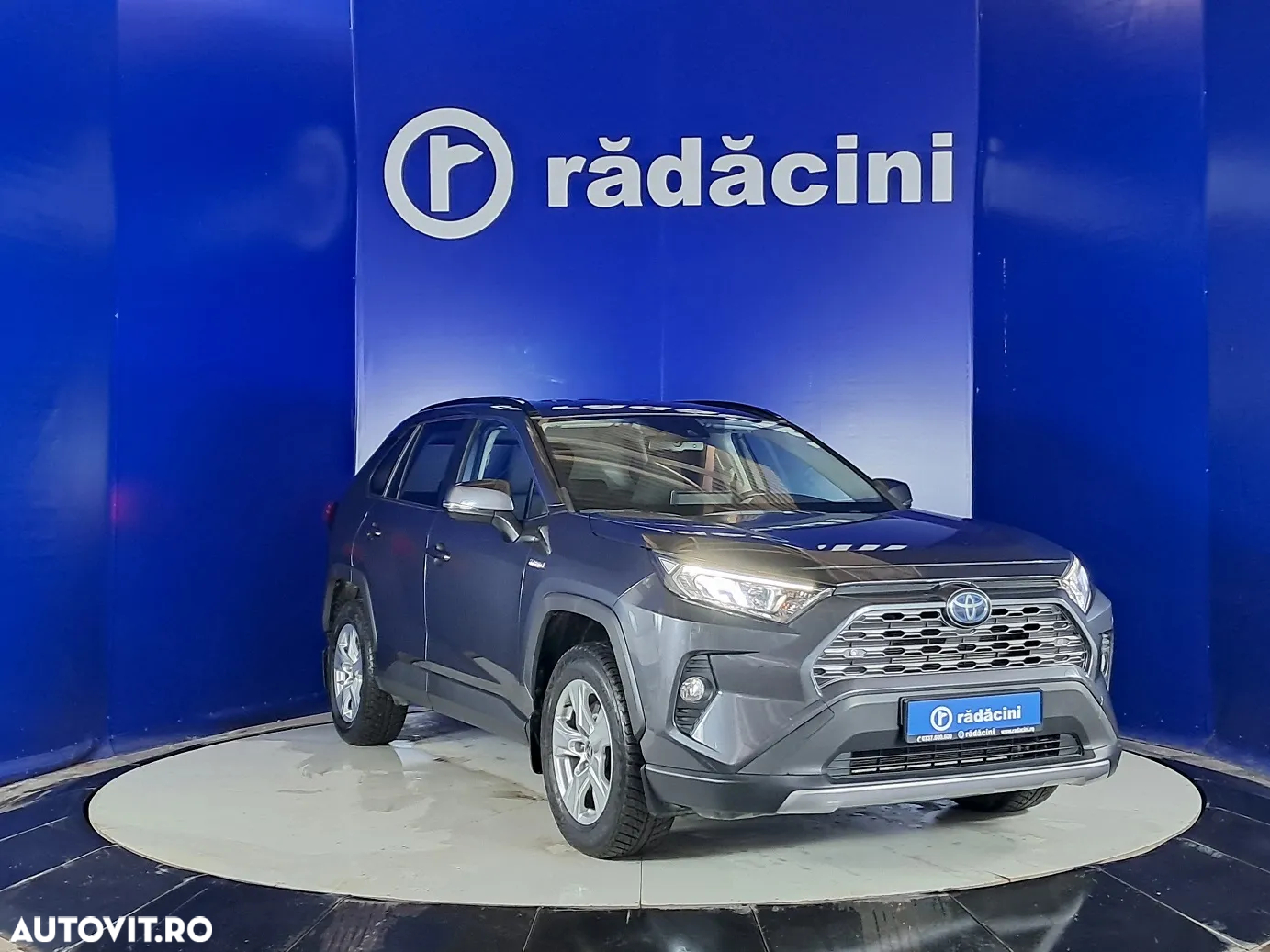 Toyota RAV4 - 5