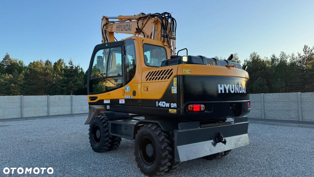 Hyundai Robex 140 - 6