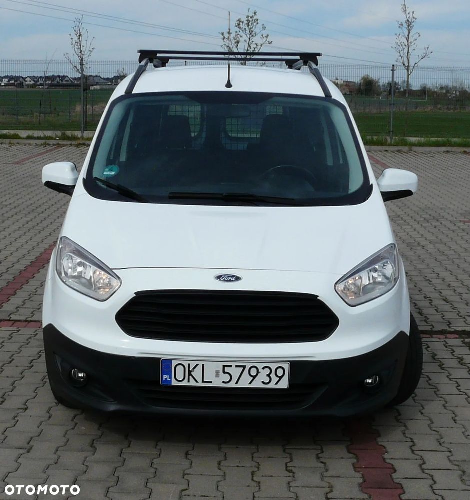 Ford Transit Courier - 3