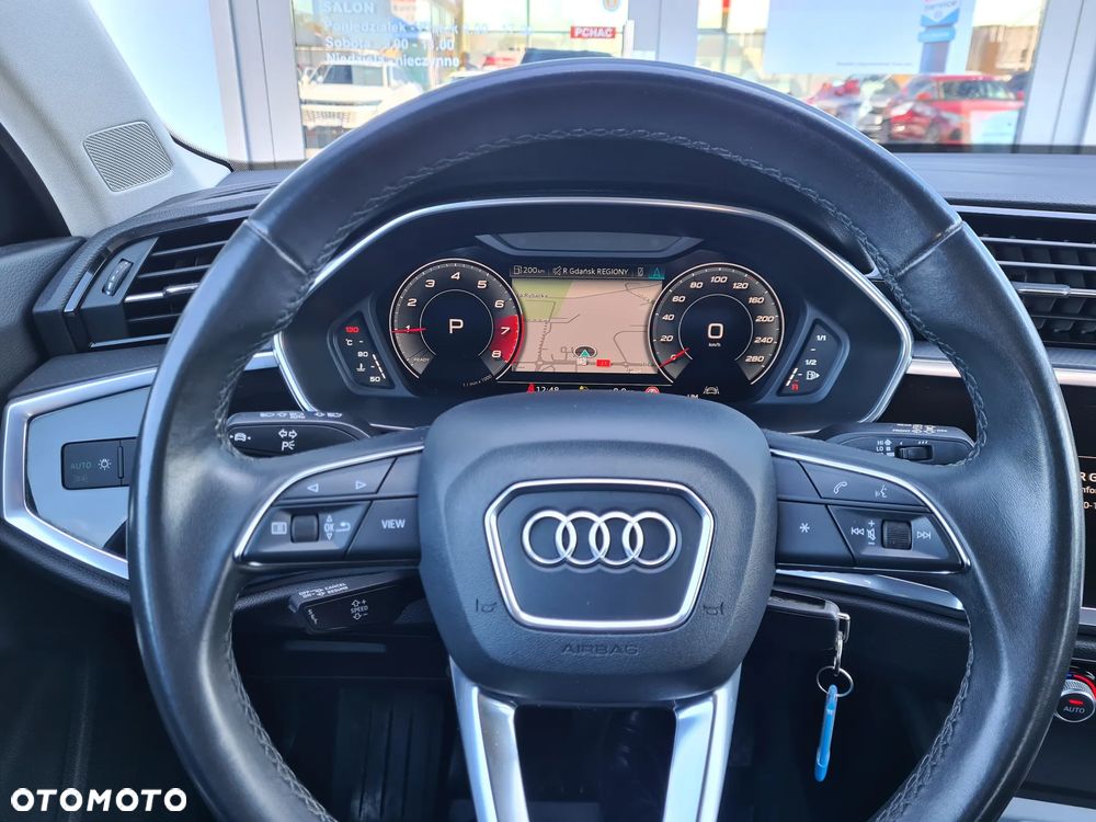 Audi Q3 35 TFSI S tronic - 14