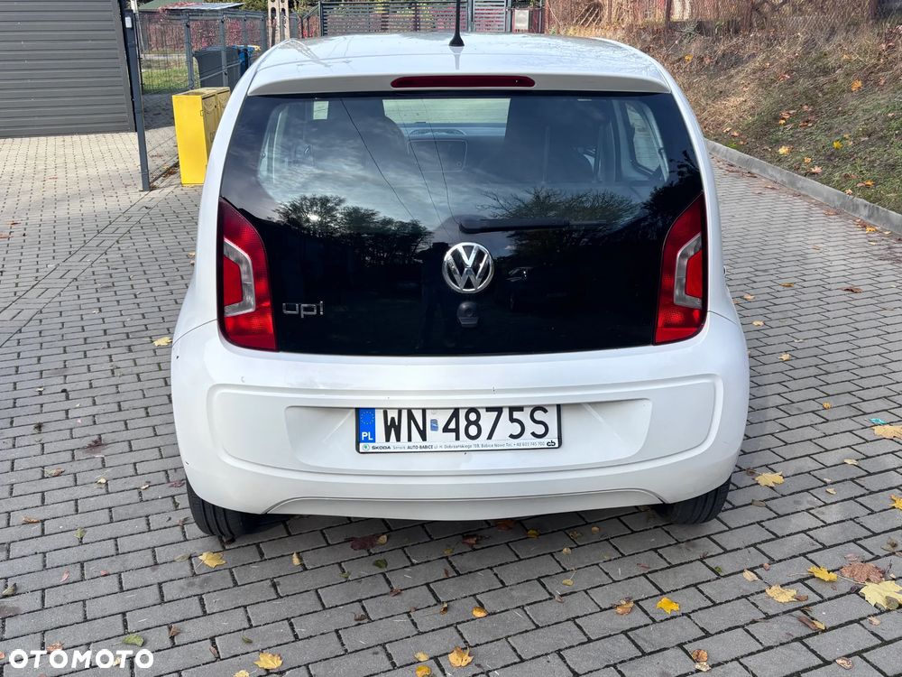 Volkswagen Up 2014 photo 4