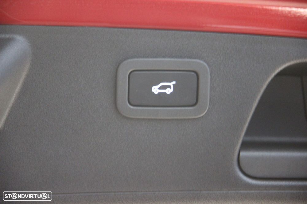 Jaguar E-Pace 2.0 i4D R-Dynamic S AWD Aut. - 20