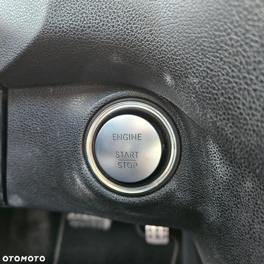 Mercedes-Benz ML - 38