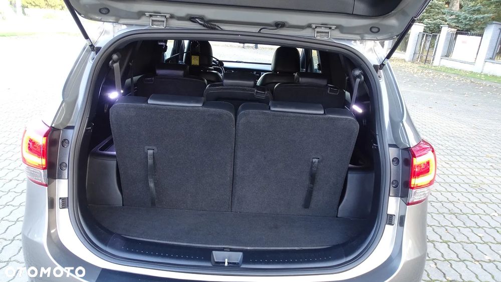 Kia Carens 1.7 CRDi Edition 7 - 15